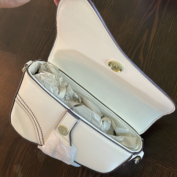 Super cute saddle bag purse! White with brown stitching and gold hardware. - Picture 2 of 4